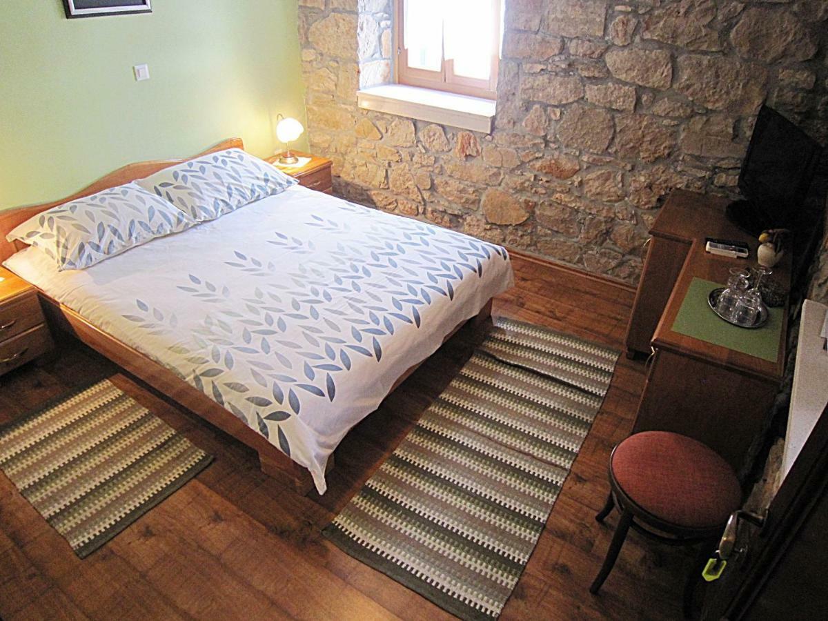 Guest House Paola Primošten Exterior foto